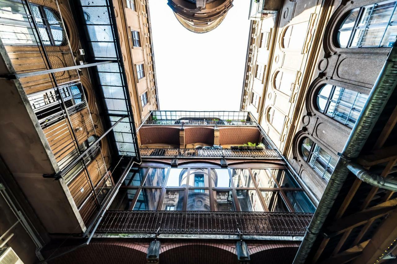 Bpr Vintage Garden Apartment With Terrace & Sauna Budapest Esterno foto