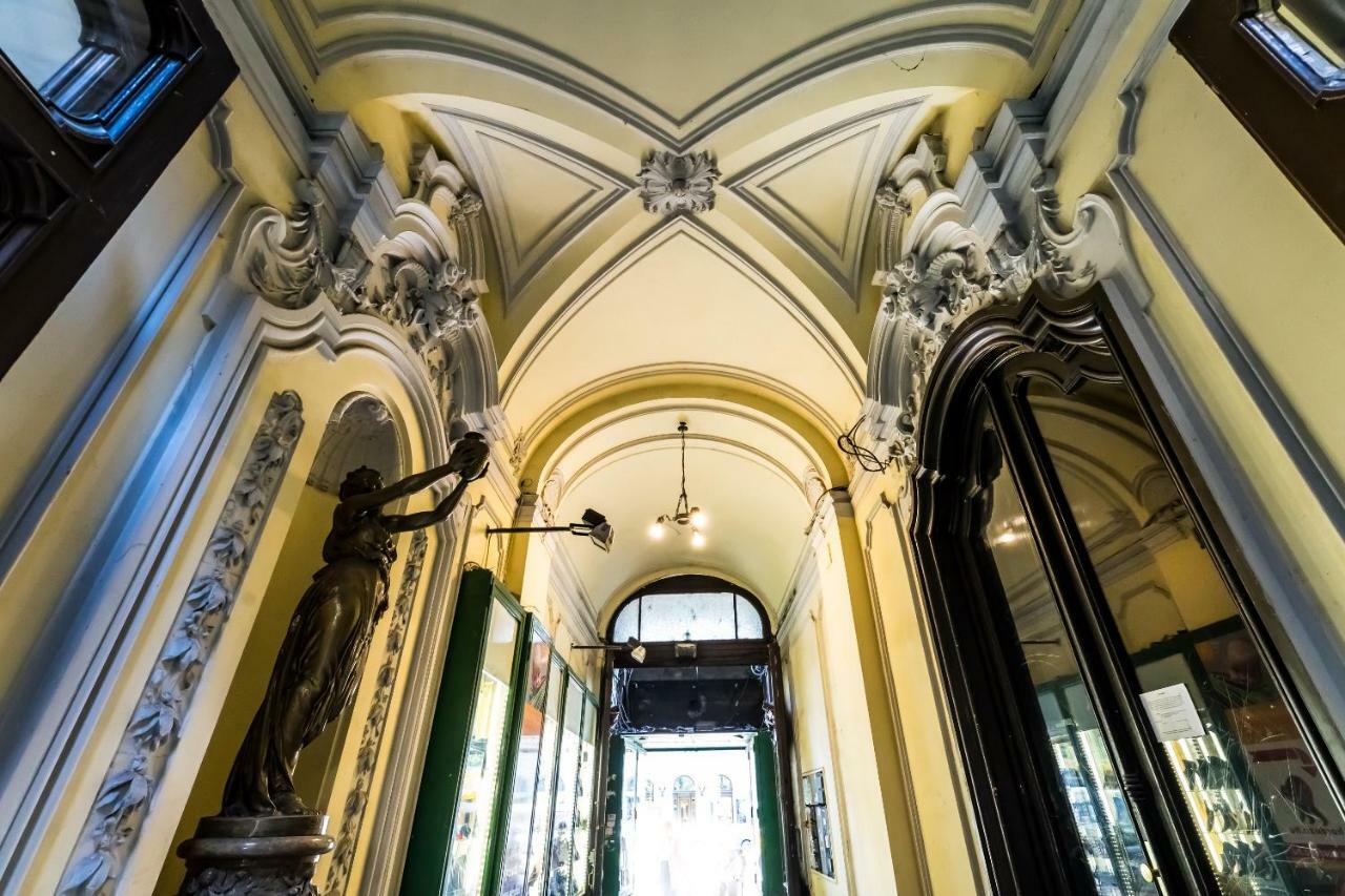 Bpr Vintage Garden Apartment With Terrace & Sauna Budapest Esterno foto
