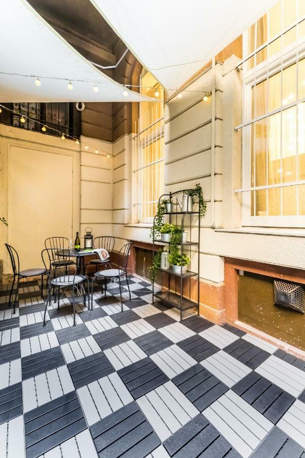 Bpr Vintage Garden Apartment With Terrace & Sauna Budapest Esterno foto